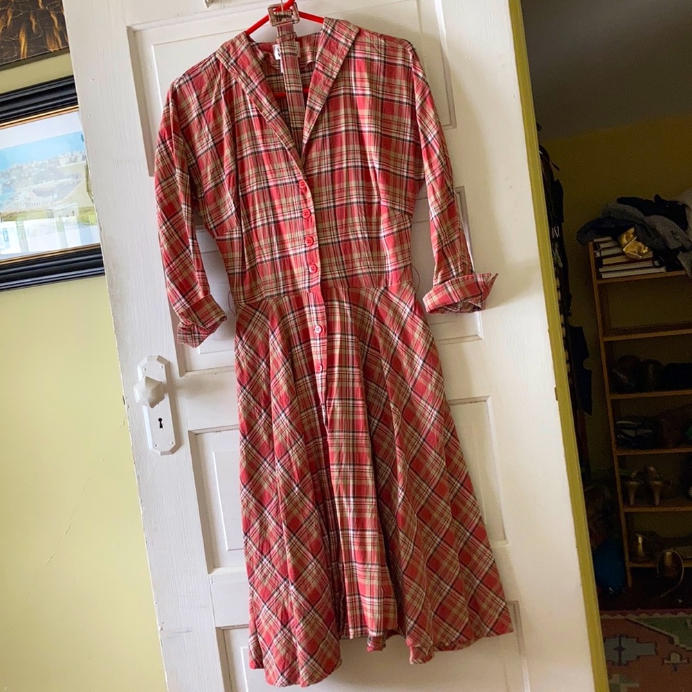 Cute plaid vintage inspired dress & belt